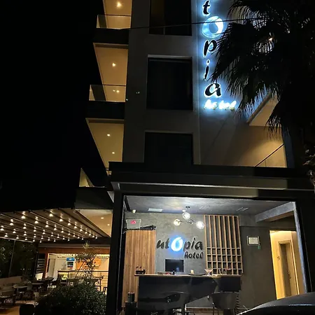Utopia Hotell 4*