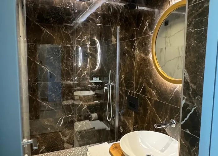 Utopia 4* קסאמיל