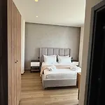 Hotel Utopia